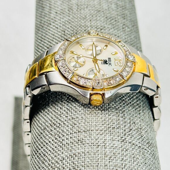Relic Wet Watch Womens 31mm Crystal Bezel Day Date Two Tone 6.5" New Battery - Picture 3 of 11
